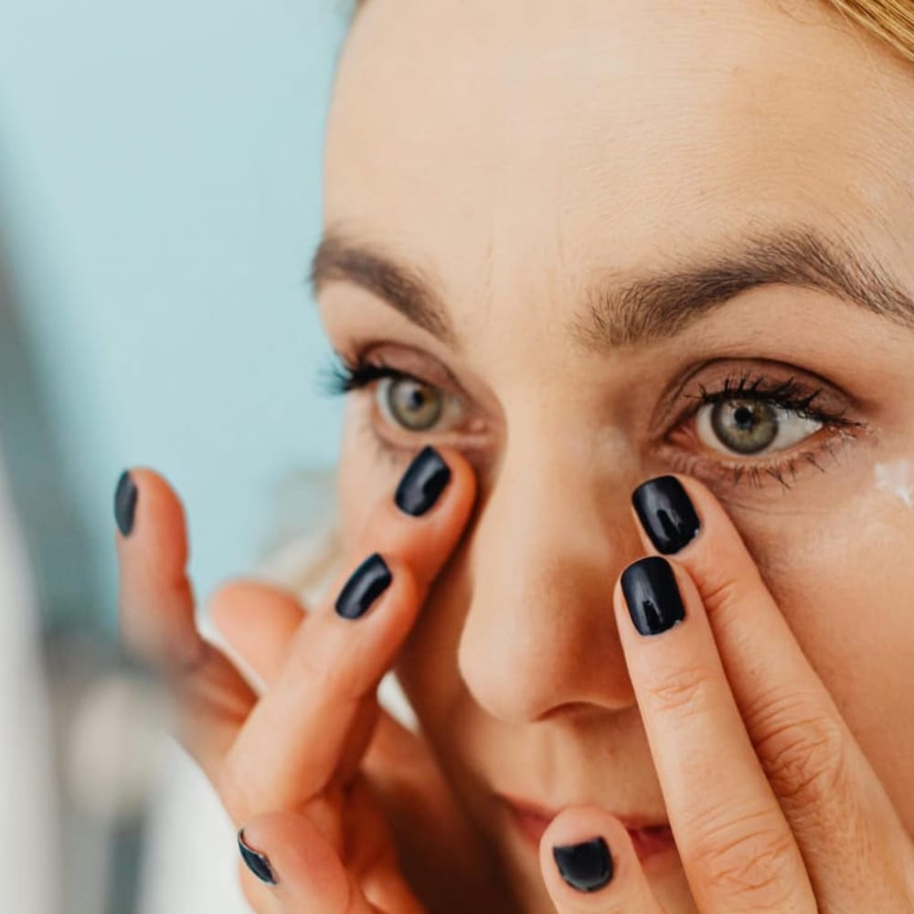 Lelucente Gel Booster alla Caffeina – Risveglia la tua pelle